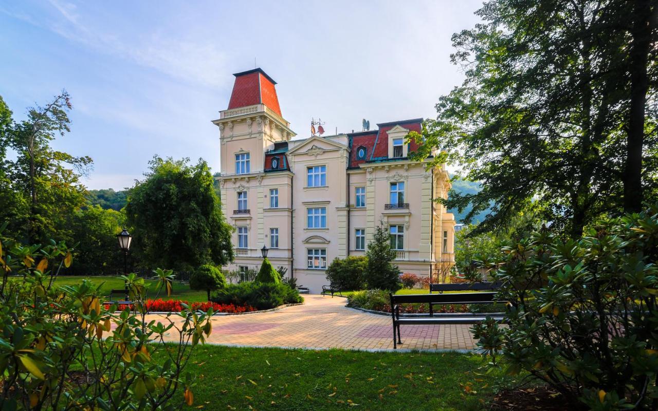 Bristol Vila Tereza Карлови Вари Екстериор снимка
